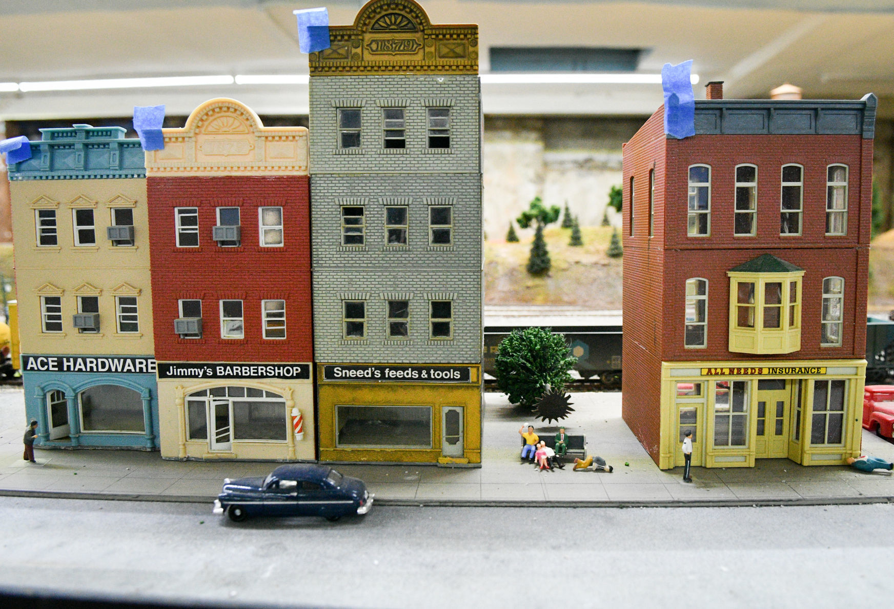110919-mda-nws-modeltrains-009a.JPG